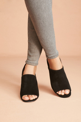 franco sarto shooties