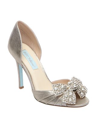 SB-GOWN SILVER METALLIC