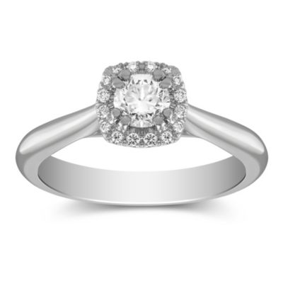 14K_Round_Diamond_Engagement_Ring_With_Diamond_Halo,_0.48cttw