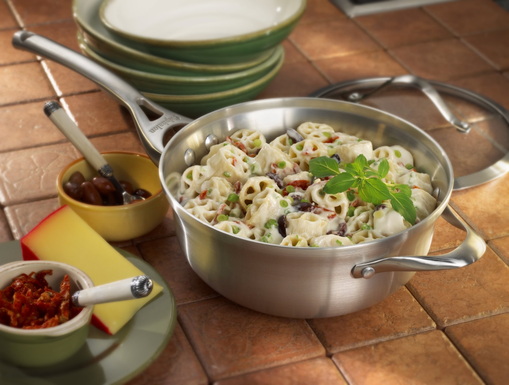 Calphalon Contemporary Stainless 3 Qt. Chefs Pan