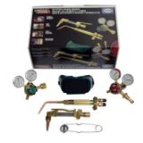 The Cutwelder� Oxy-Acetylene Torch Kit
