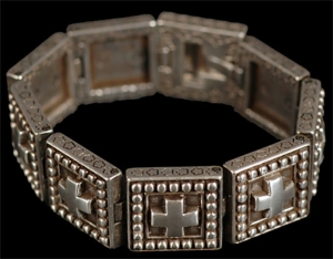 M&F Western Products® Silver Cross Link Bracelet