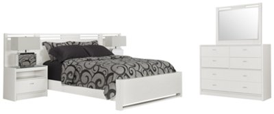 Gianna White Spread Bedroom