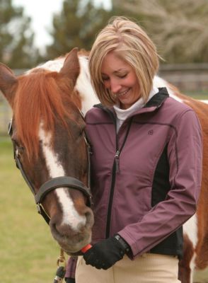 EOUS Ladies Sienna Softshell Jacket<font color=#000080>- SIZE:  Small  COLOR:  Blackberry</font> Best Price