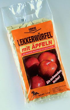 Pharmaka Lekkerwurfel w/Apple Sweet Bits