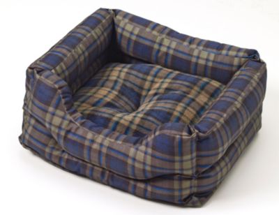 Centaur Square Barn Dog Bed Best Price