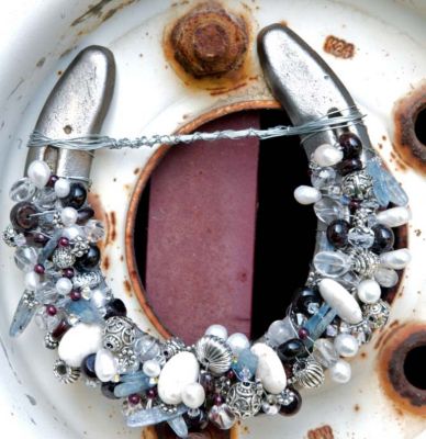 Horseshoes By Design D'Rose