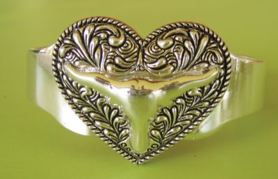 WYO-Horse Tooled Steer Head Bangle Bracelet