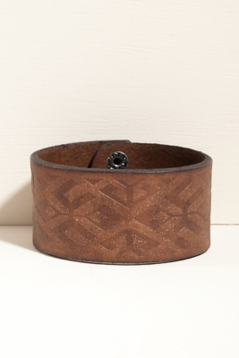 48318802-BROWN