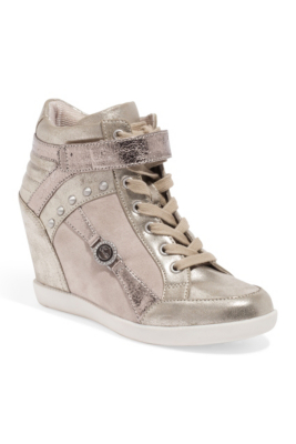 guess wedge trainers