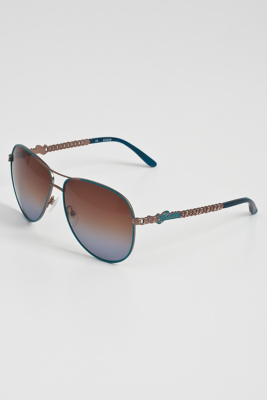 GU 7032 W