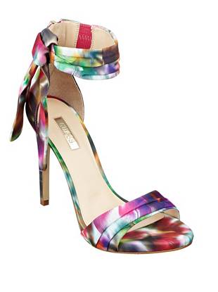 http://shop.guess.com/en/Catalog/View/shoes/women/dress/allen-two-piece-scarf-heels/GWALLEN