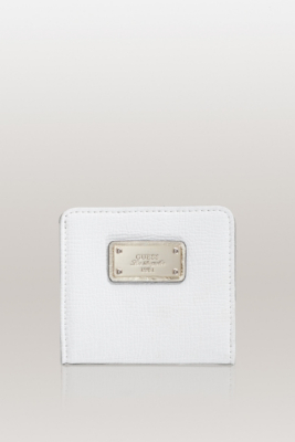 V3694244-WHI