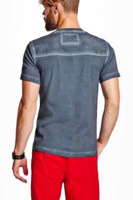 guess v neck