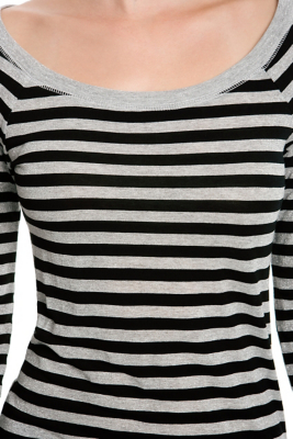 Y8435100-BKMU-ALT2