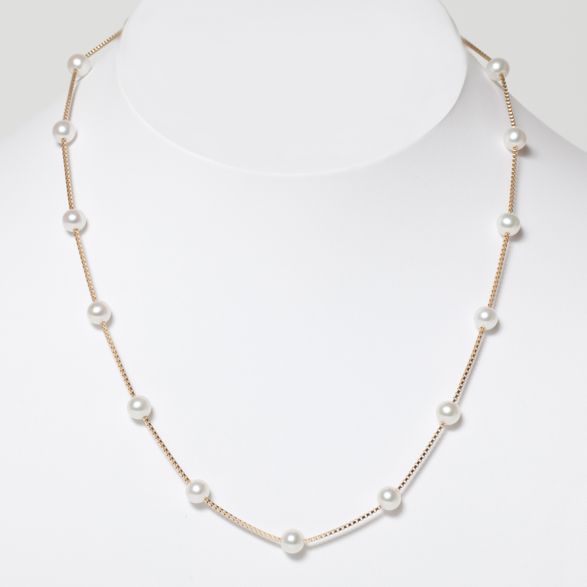 Pearl & Box Chain Necklace
