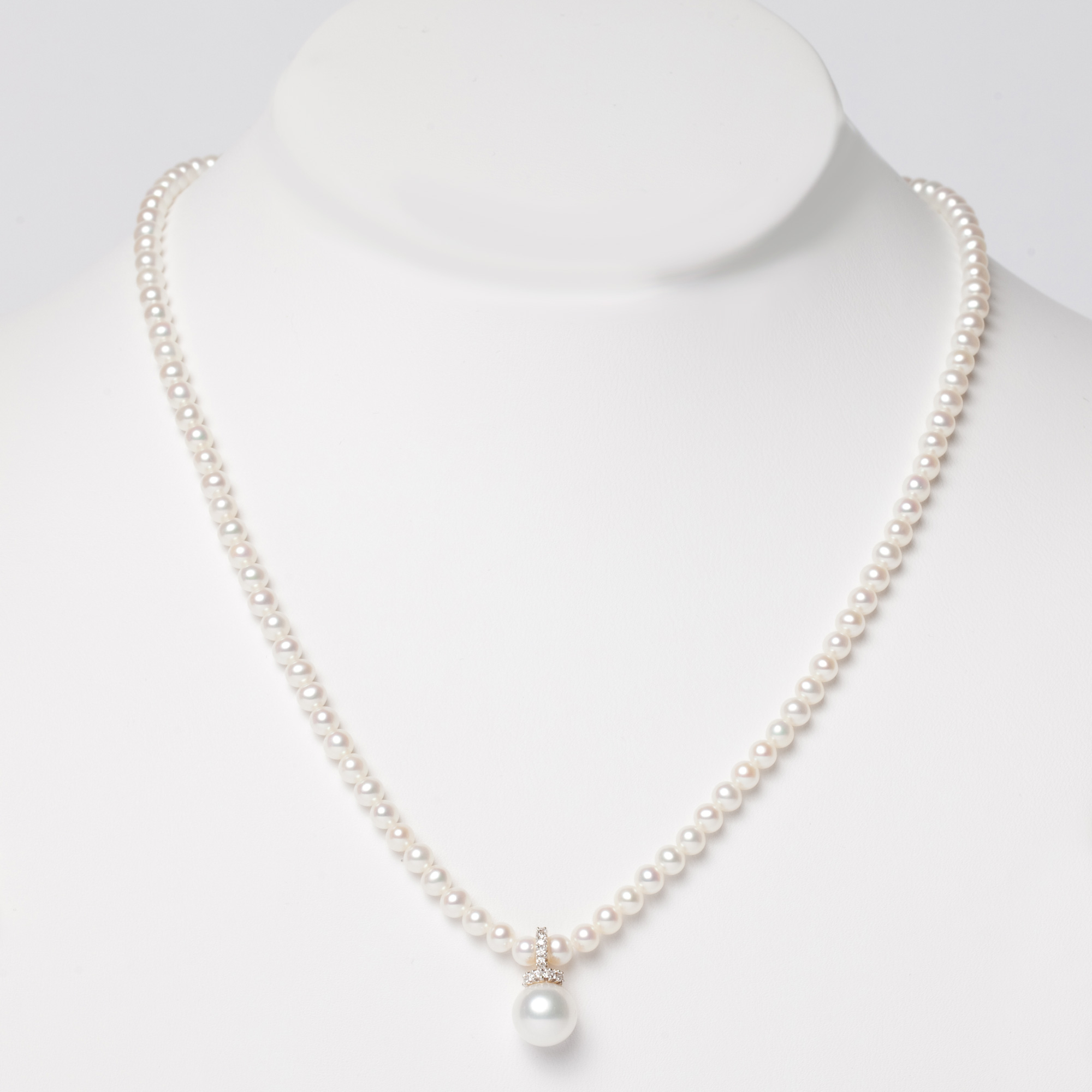 Pearl Necklace 