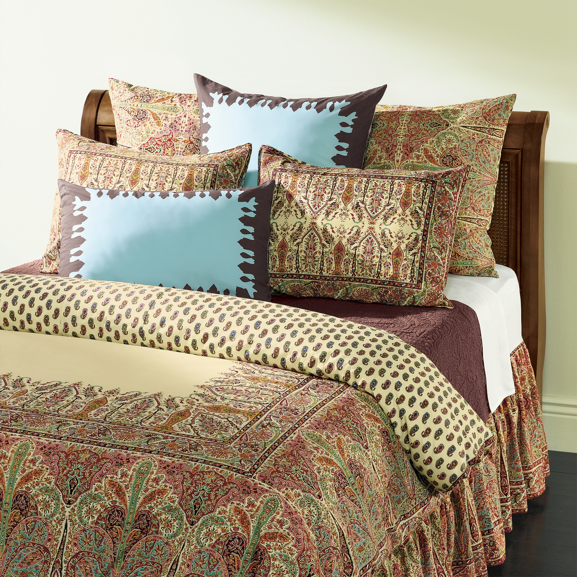 Paisley Turquoise/Chocolate Sham, Standard