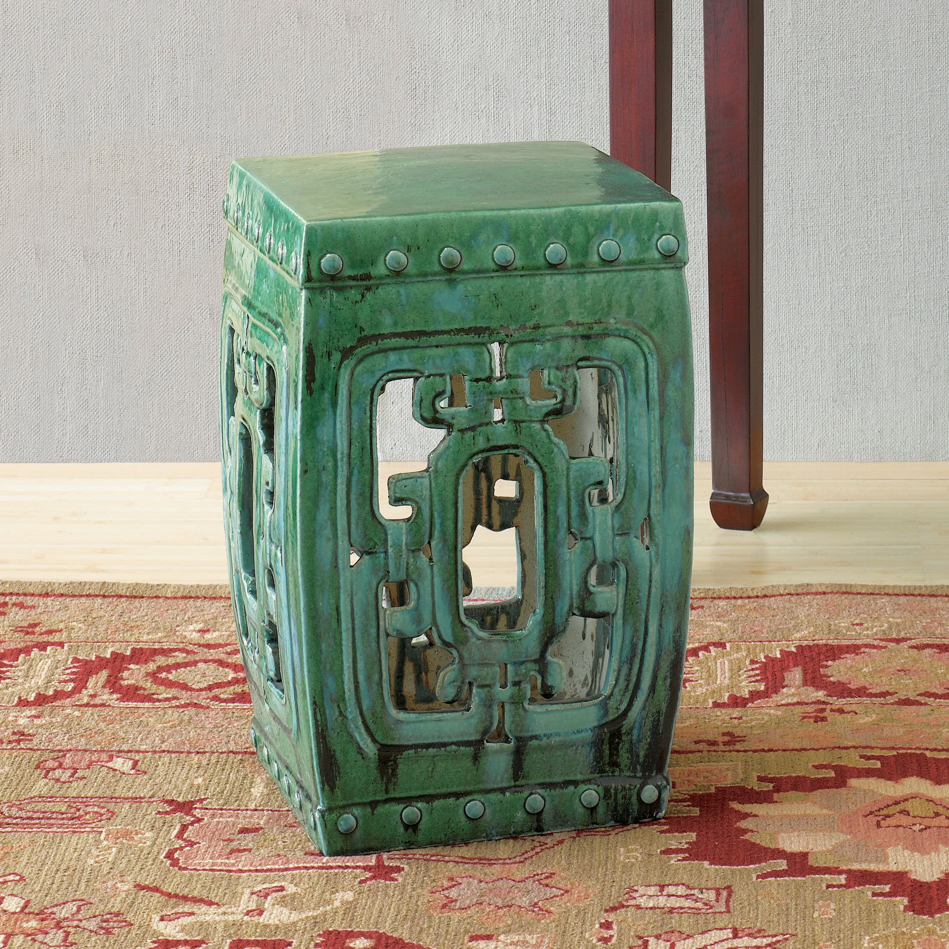 OPEN WORK SQUARE GARDEN STOOL