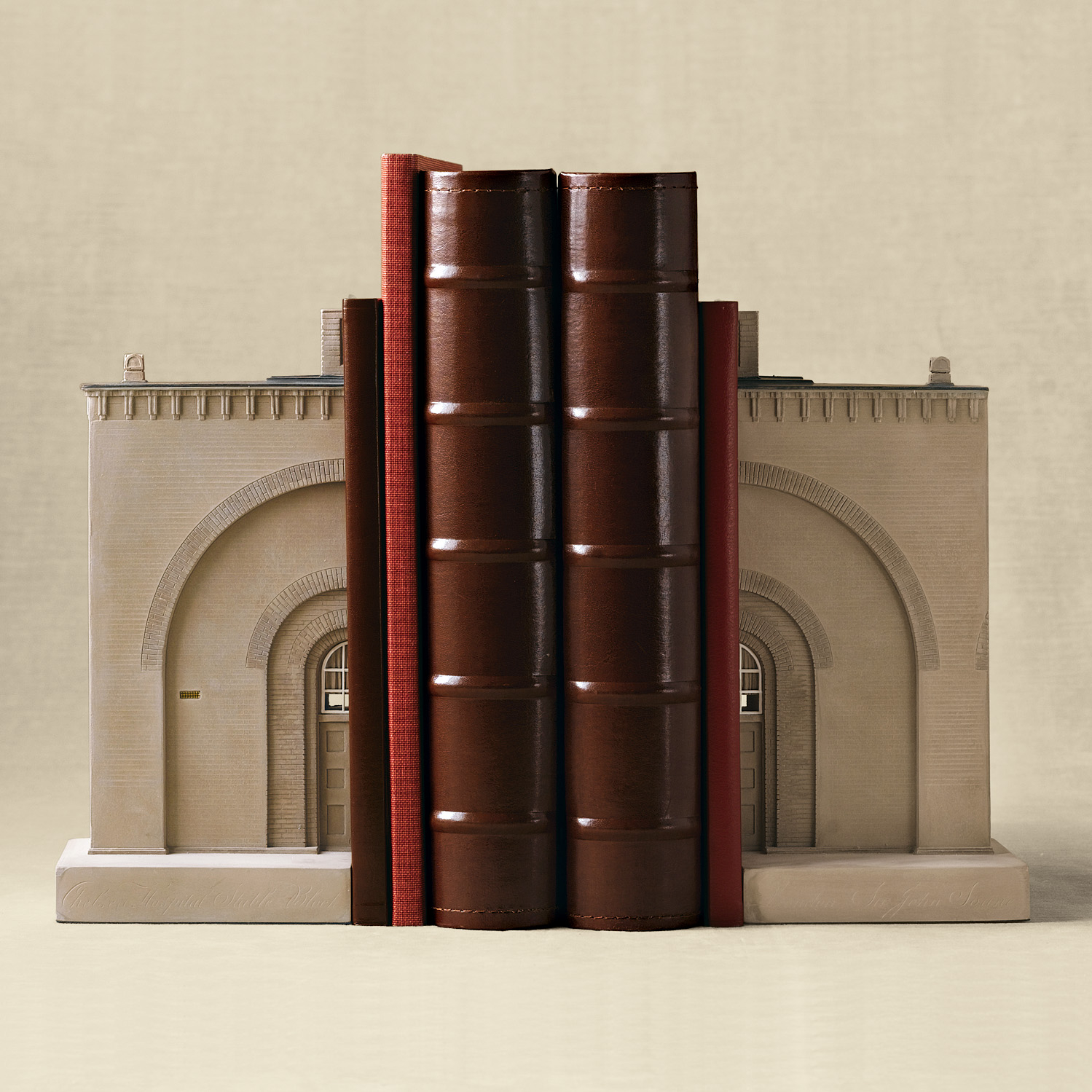 SIR JOHN SOANE STABLE BLACK SPLIT BOOKEND