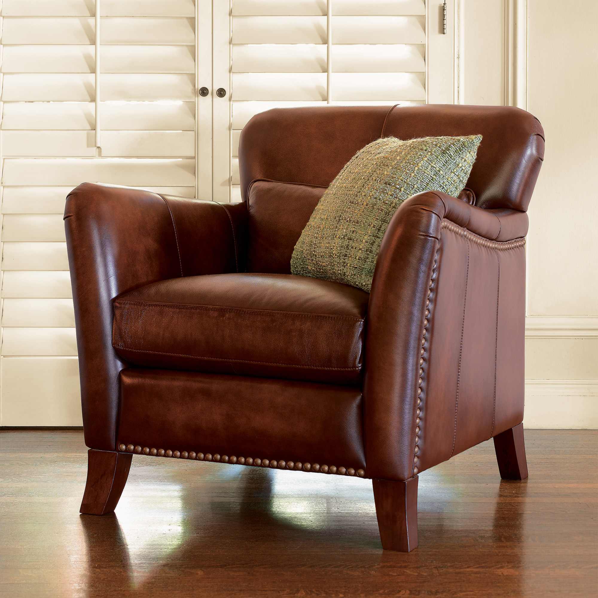 METROPOL LEATHER CHAIR