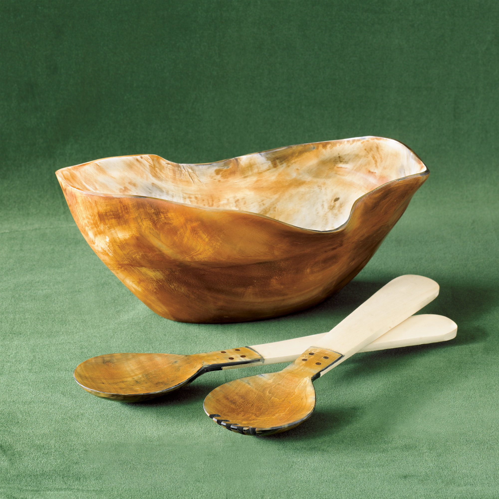 OVAL BURNISHED HORN BOWL