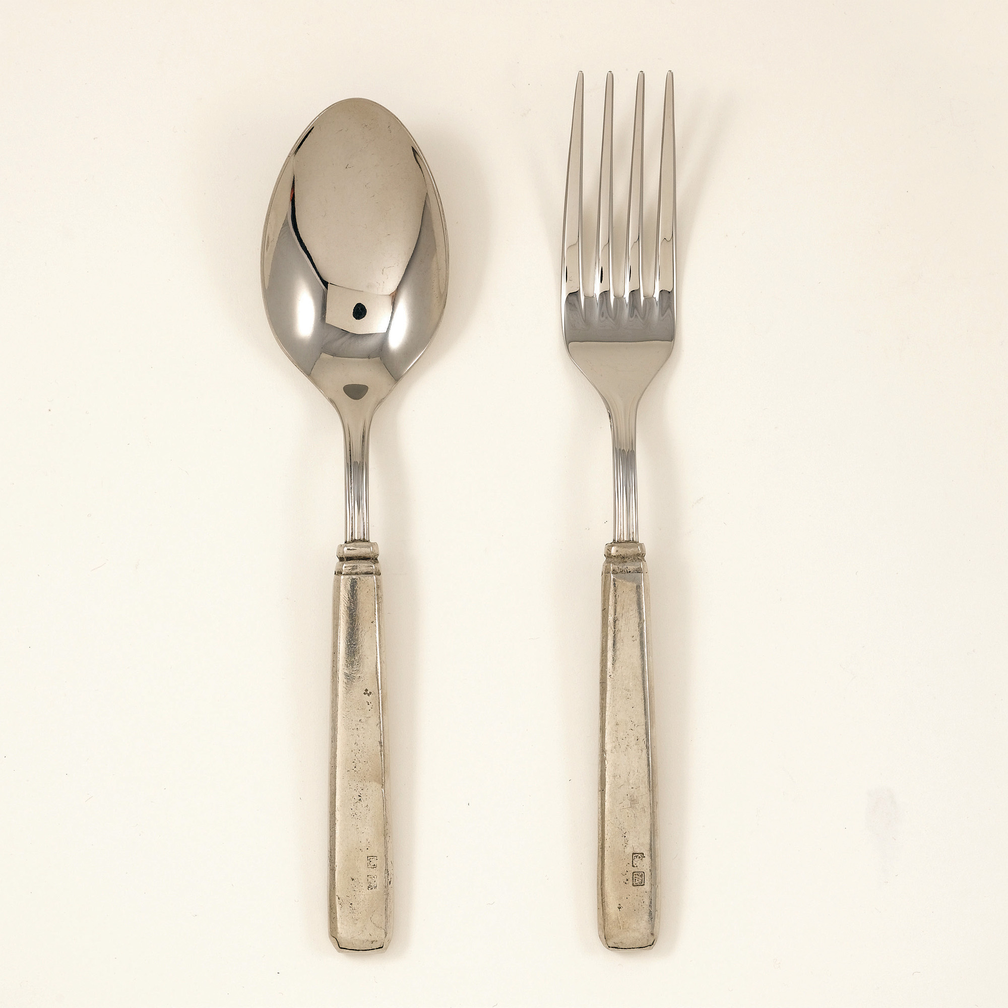 PRESIDENT SERVING FORK