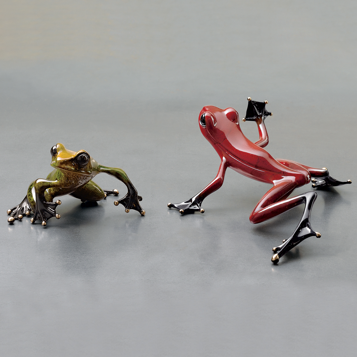 Gem (left), 3 1/2