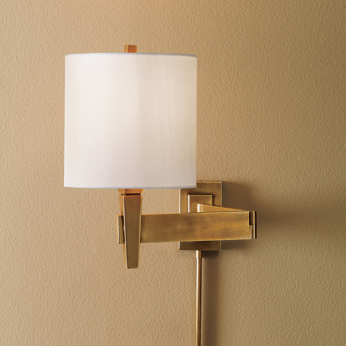 MORGAN SCONCE