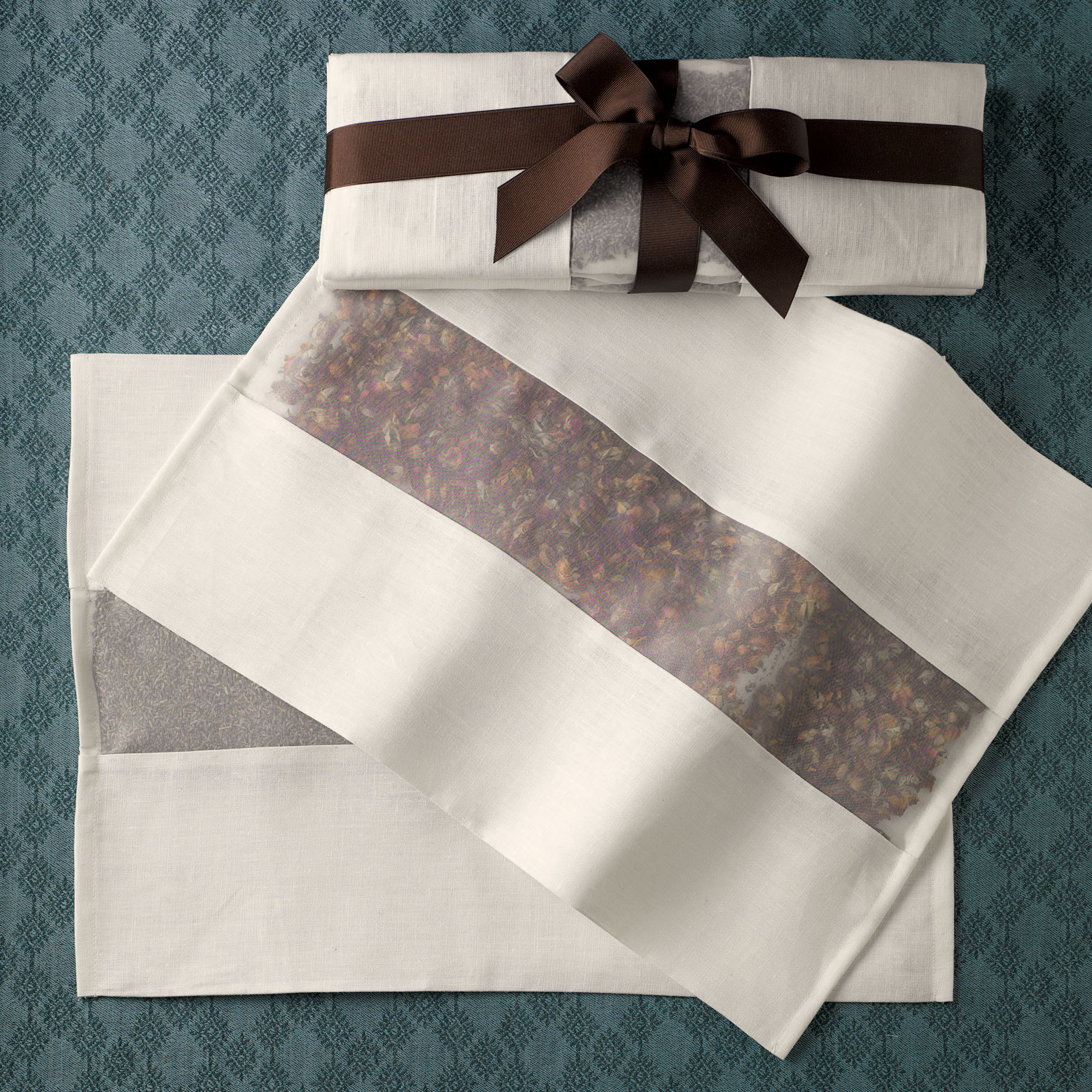 Elizabeth W. Drawer Liners