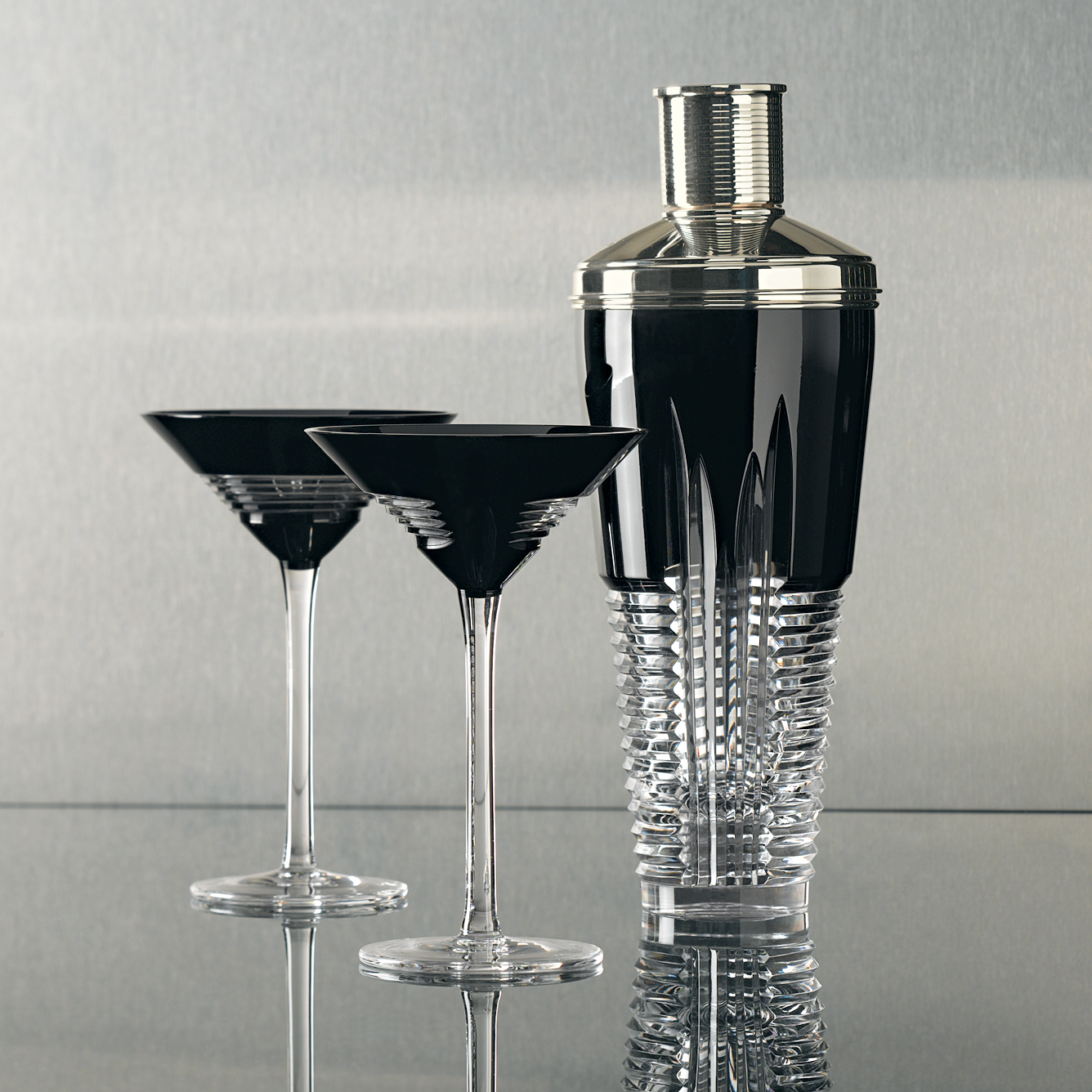 S/2 MARTINI GLASSES BLACK CRYSTAL