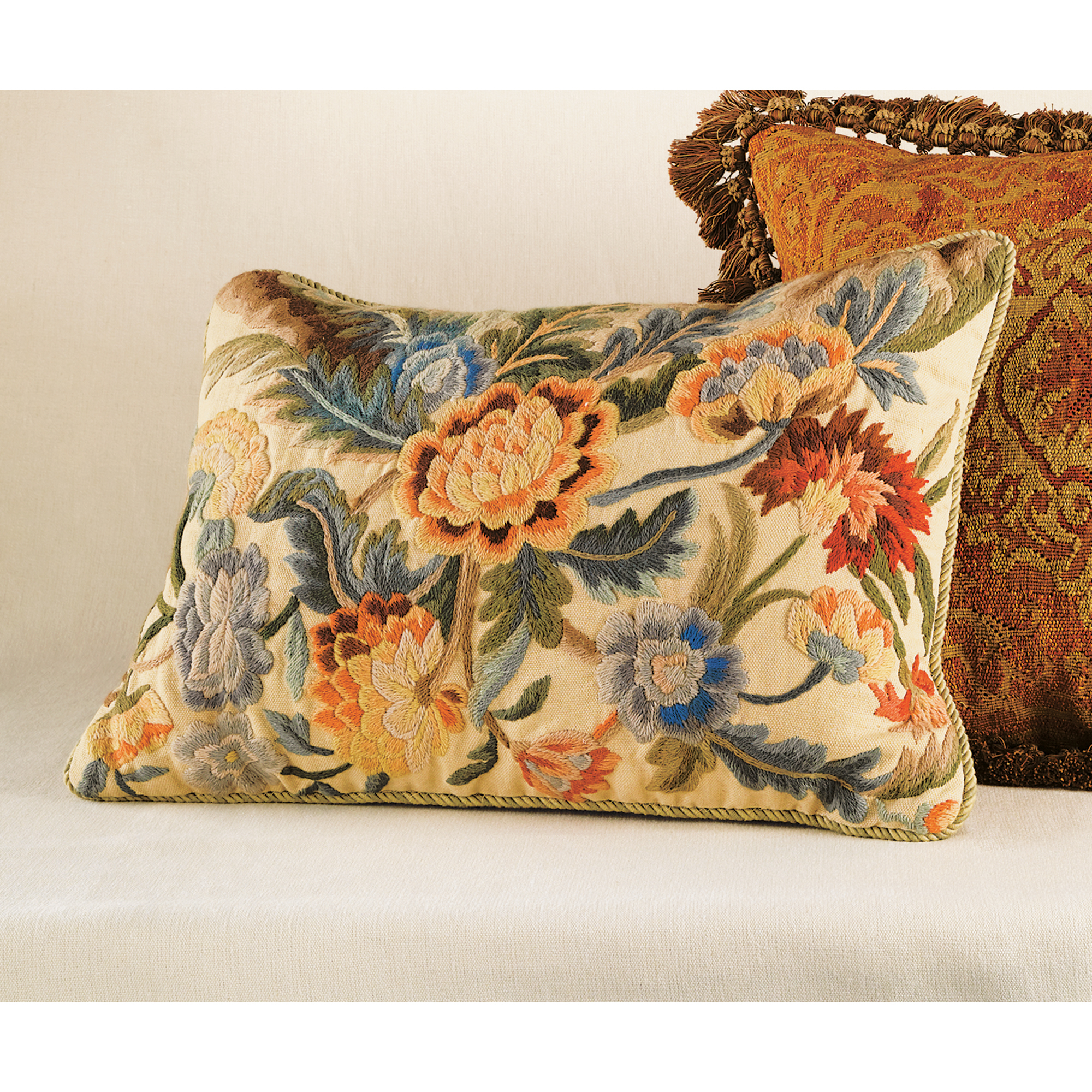 FLORAL EMBROIDERED PILLOW