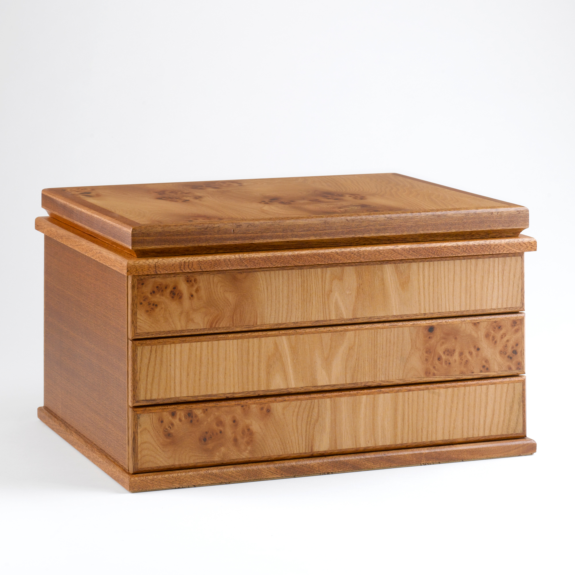 LG JEWELRY BOX