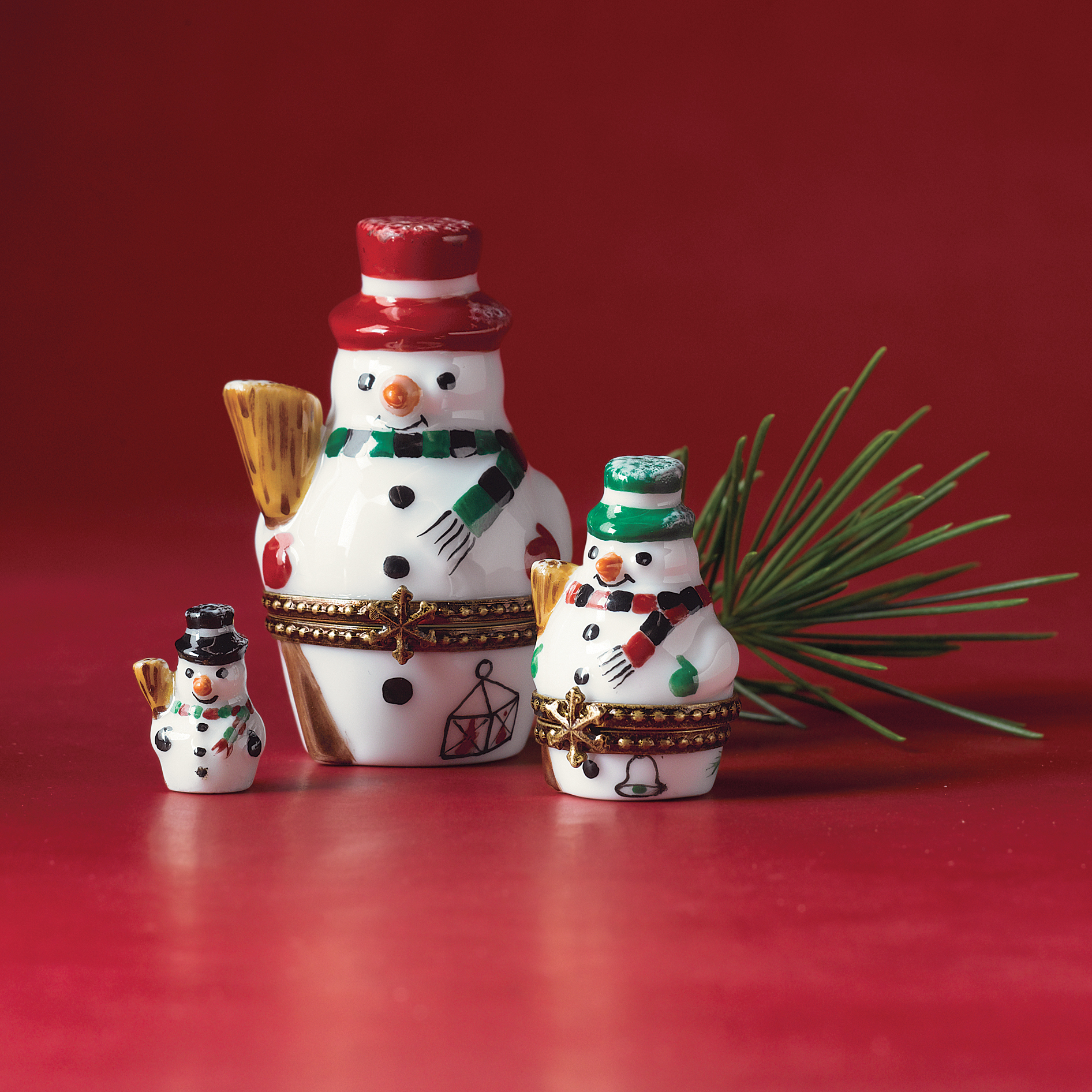 NESTING SNOWMAN LIMOGES BOX