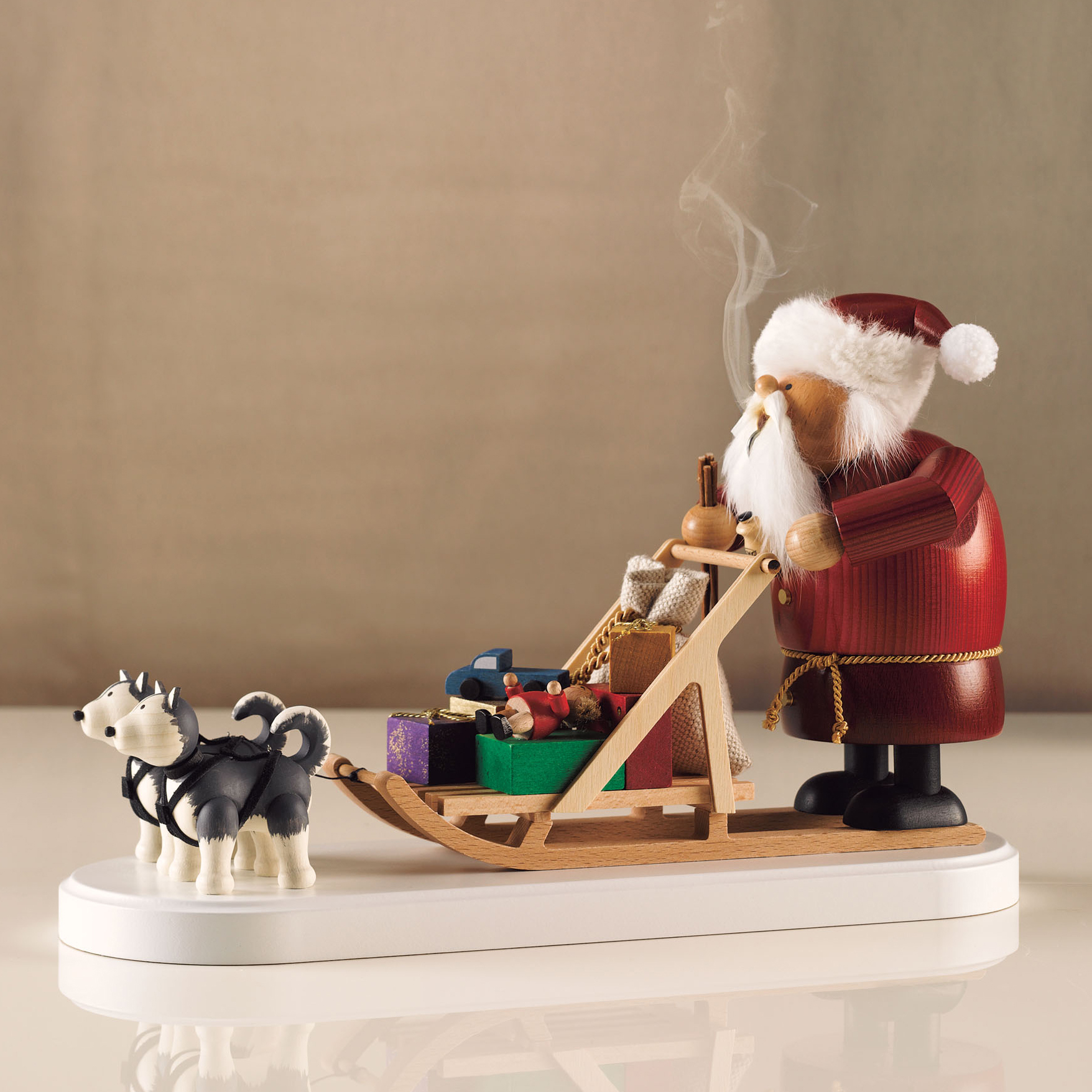 SANTA WITH SLED SMOKER