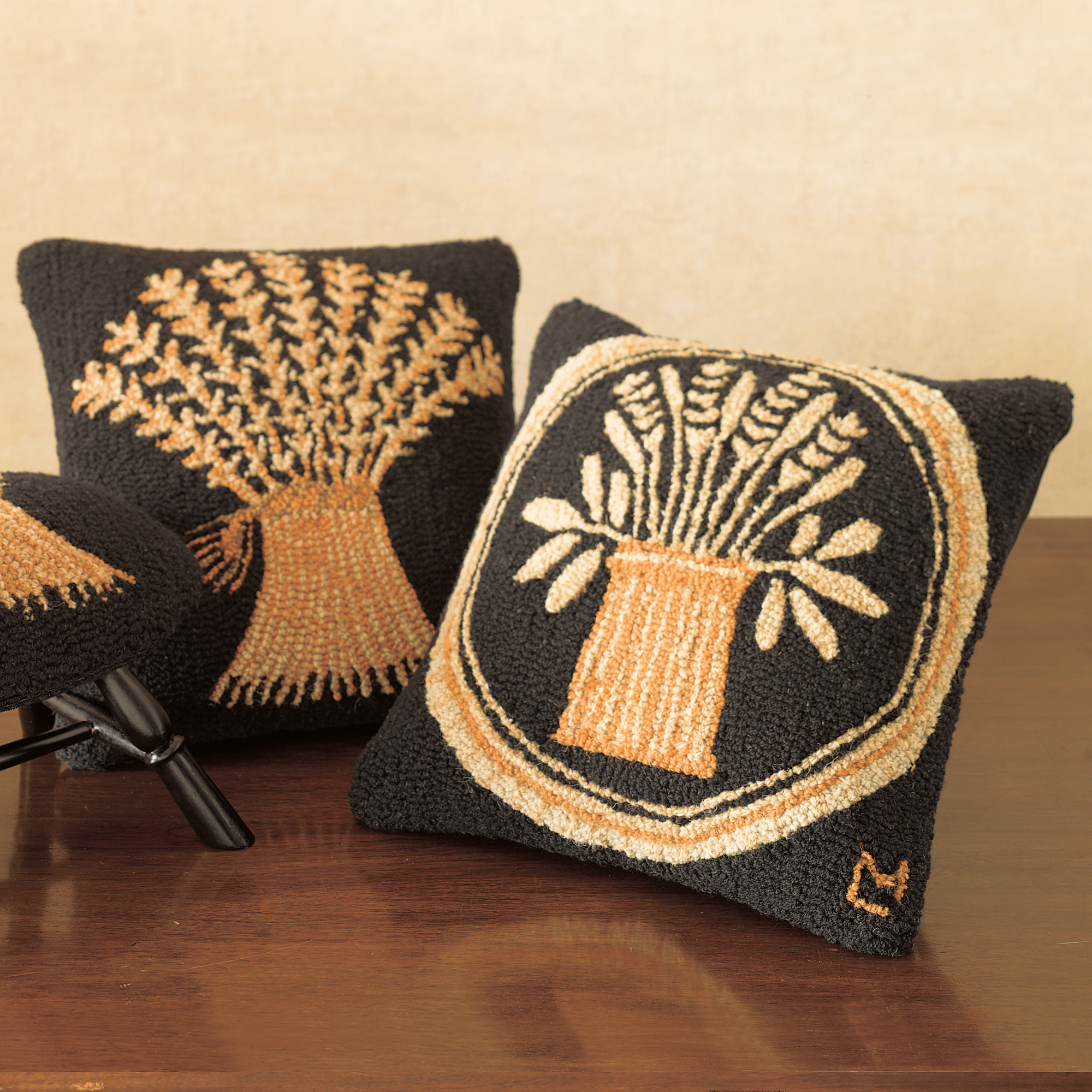 HARVEST PILLOW