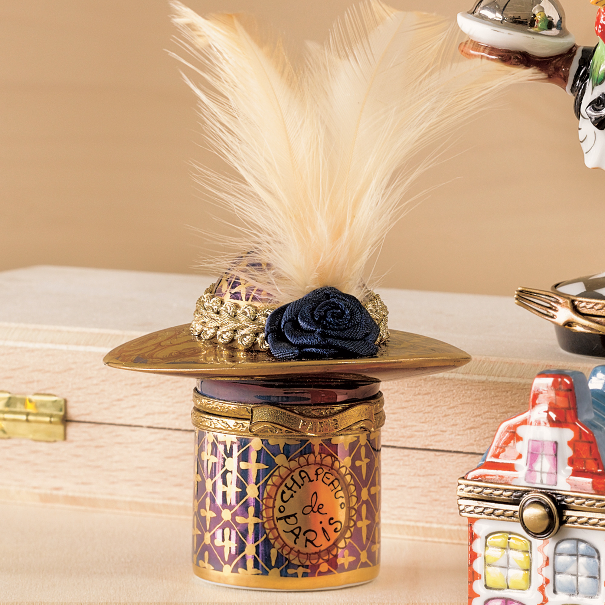 CHAPEAU DE PARIS LIMOGES BOX