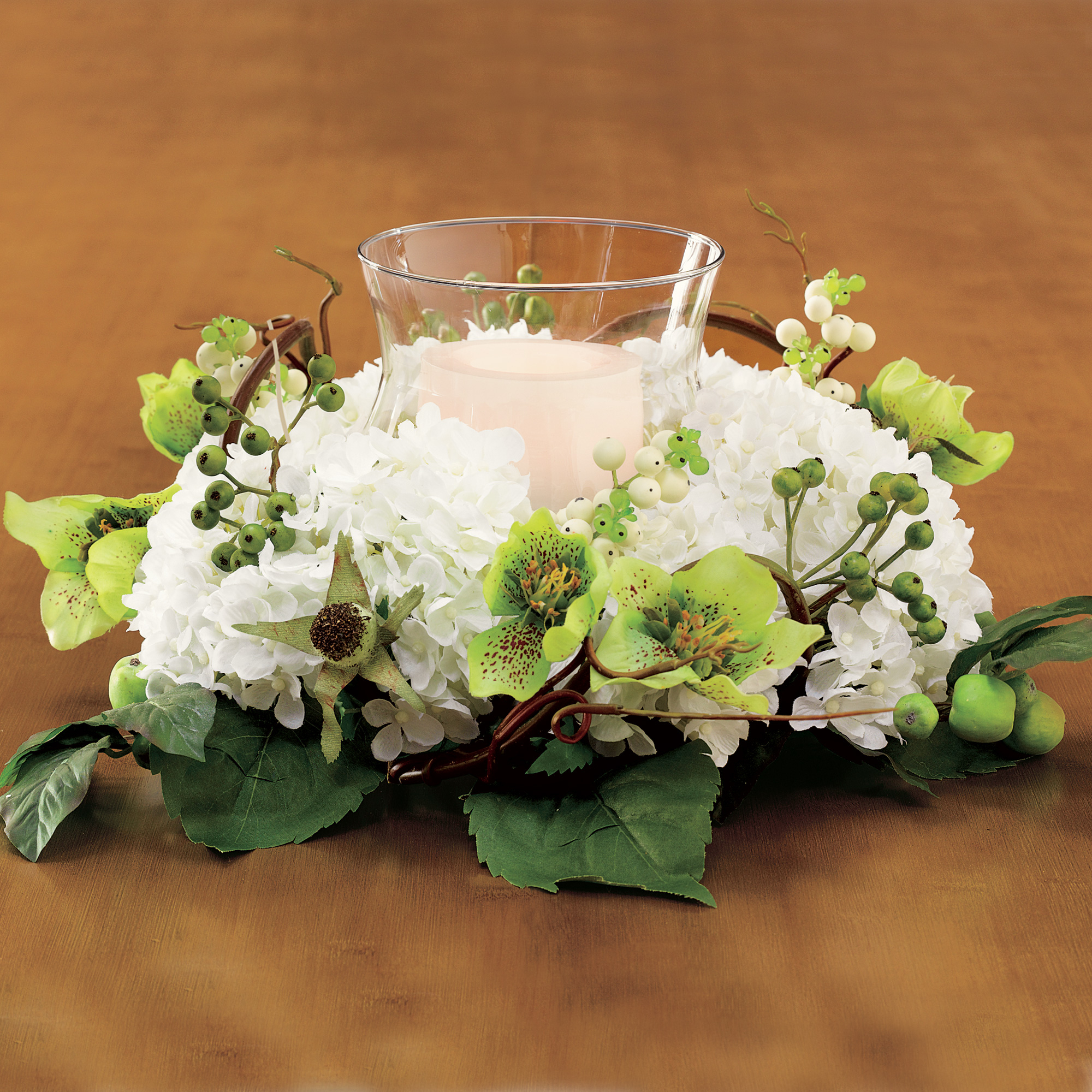 WHITE HYDRANGEA CENTERPIECE