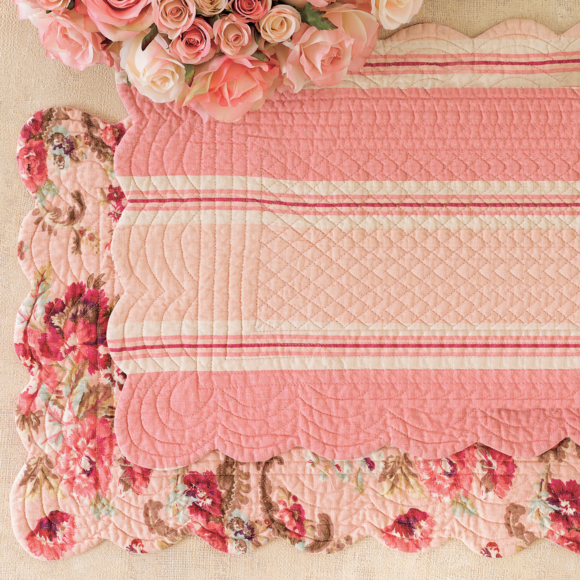 SET OF 4 REVERSIBLE QUILTED PINK PLACEMATS