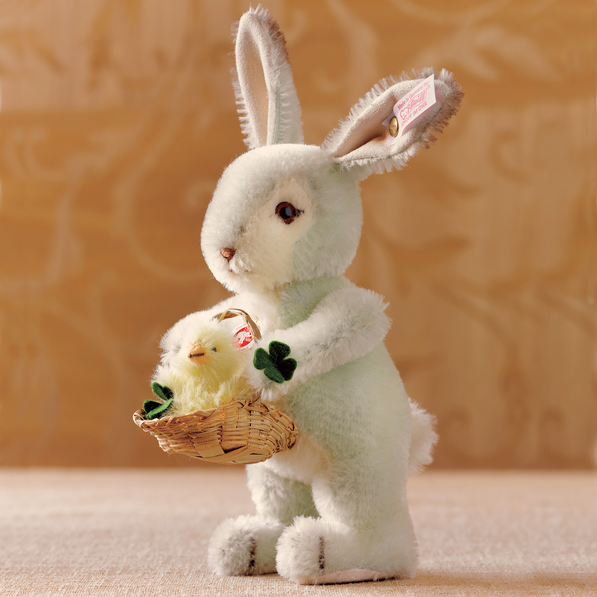 Clover the Easter Rabbit by Steiff