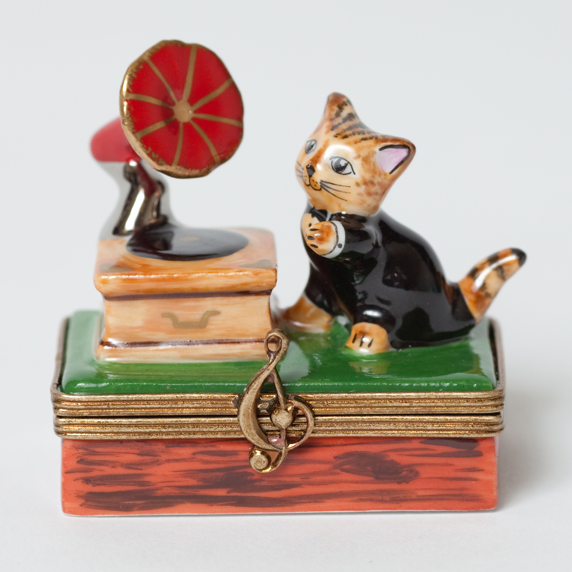 CAT WITH PHONOGRAPH LIMOGES