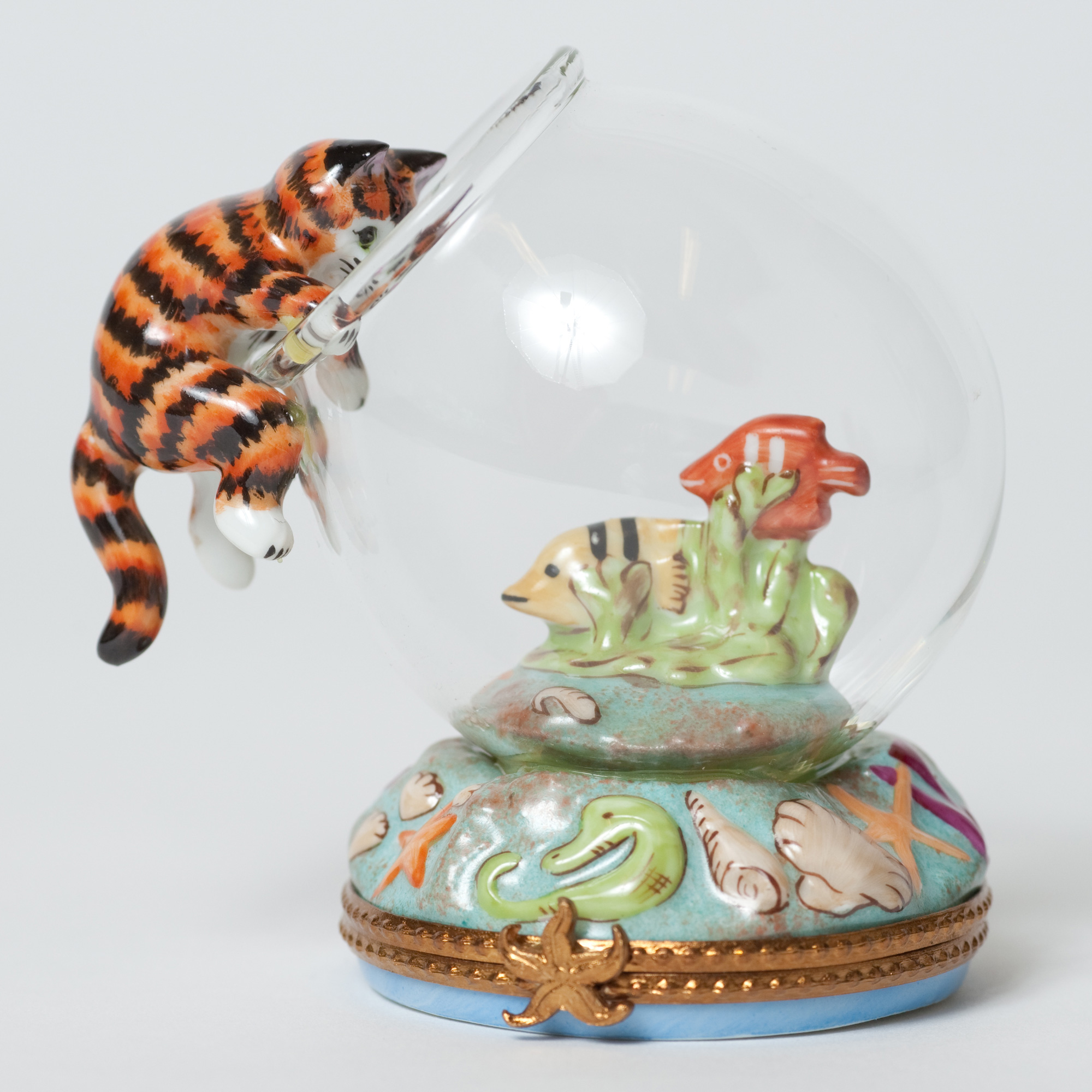 CAT PEERING INTO FISHBOWL LIMOGES