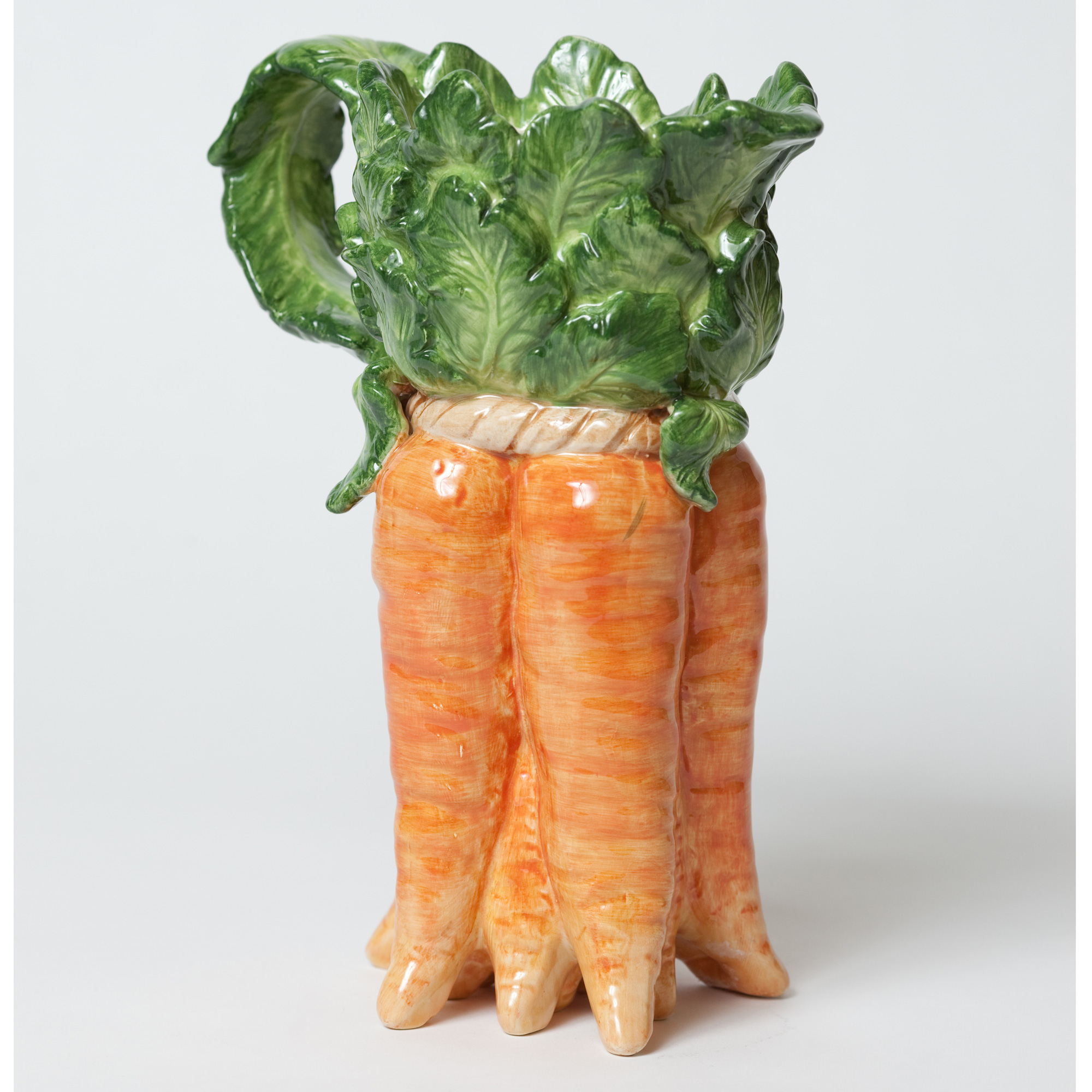CARROT PITCHER