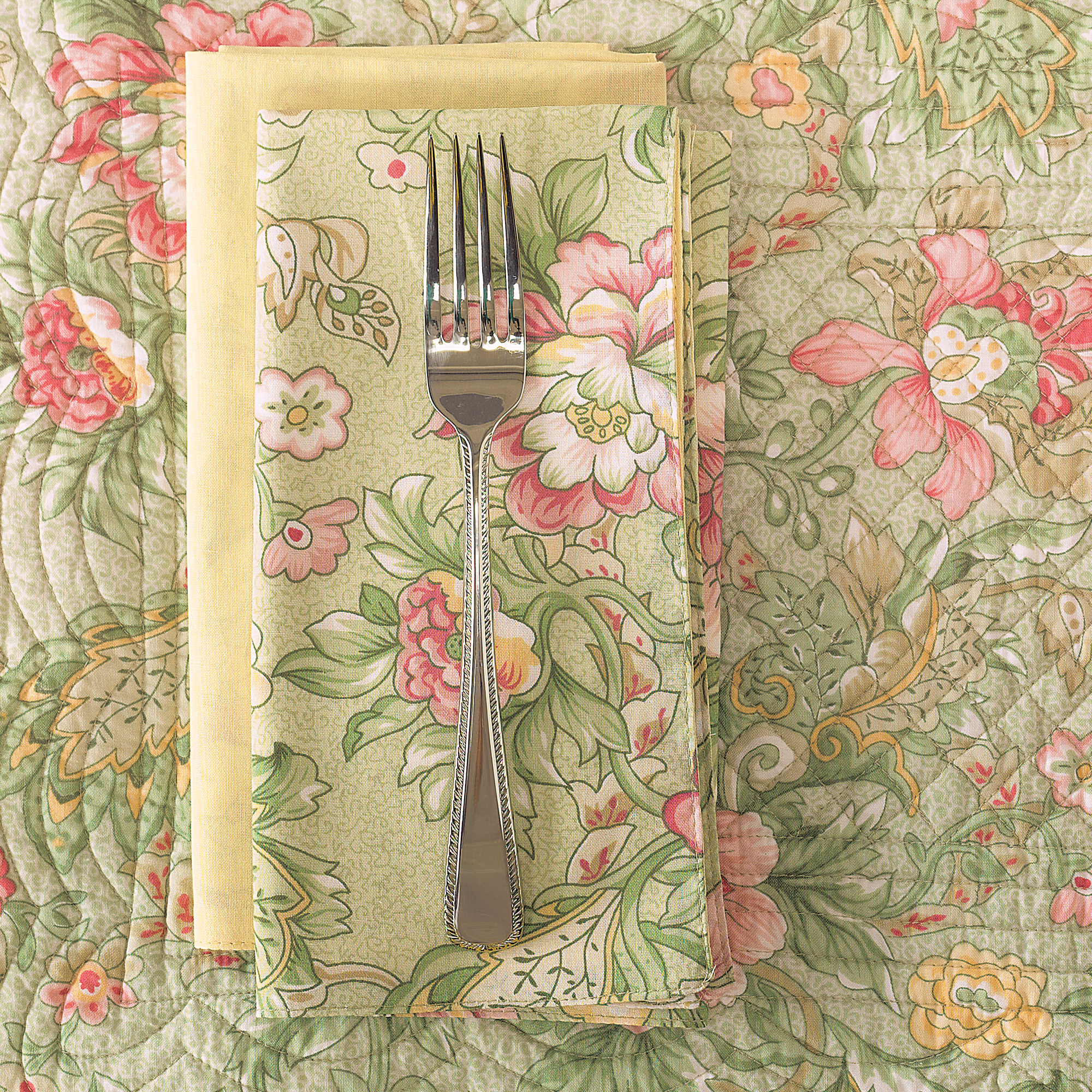 SET OF 4 REVERSIBLE ASHLEIGH NAPKINS