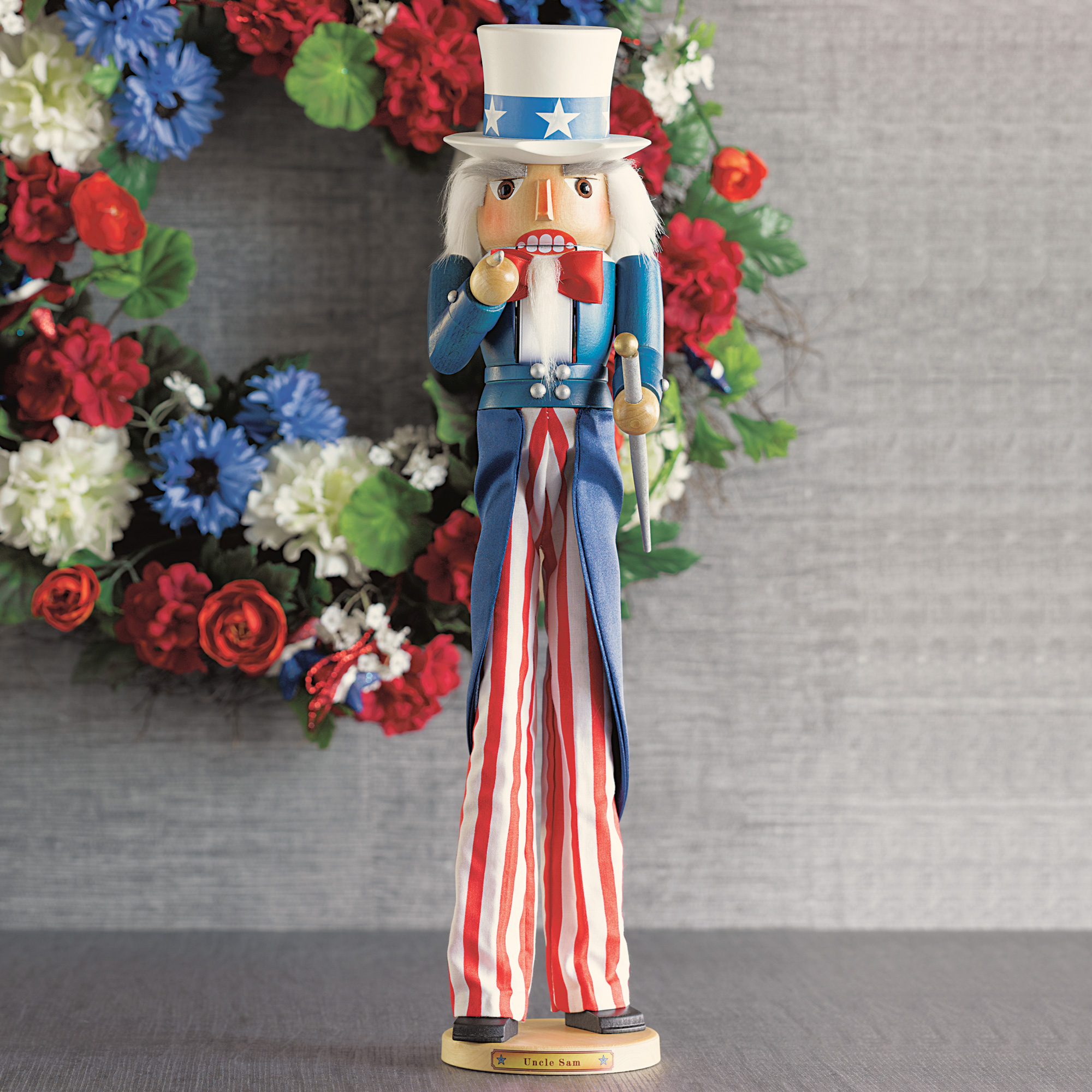 UNCLE SAM NUTCRACKER