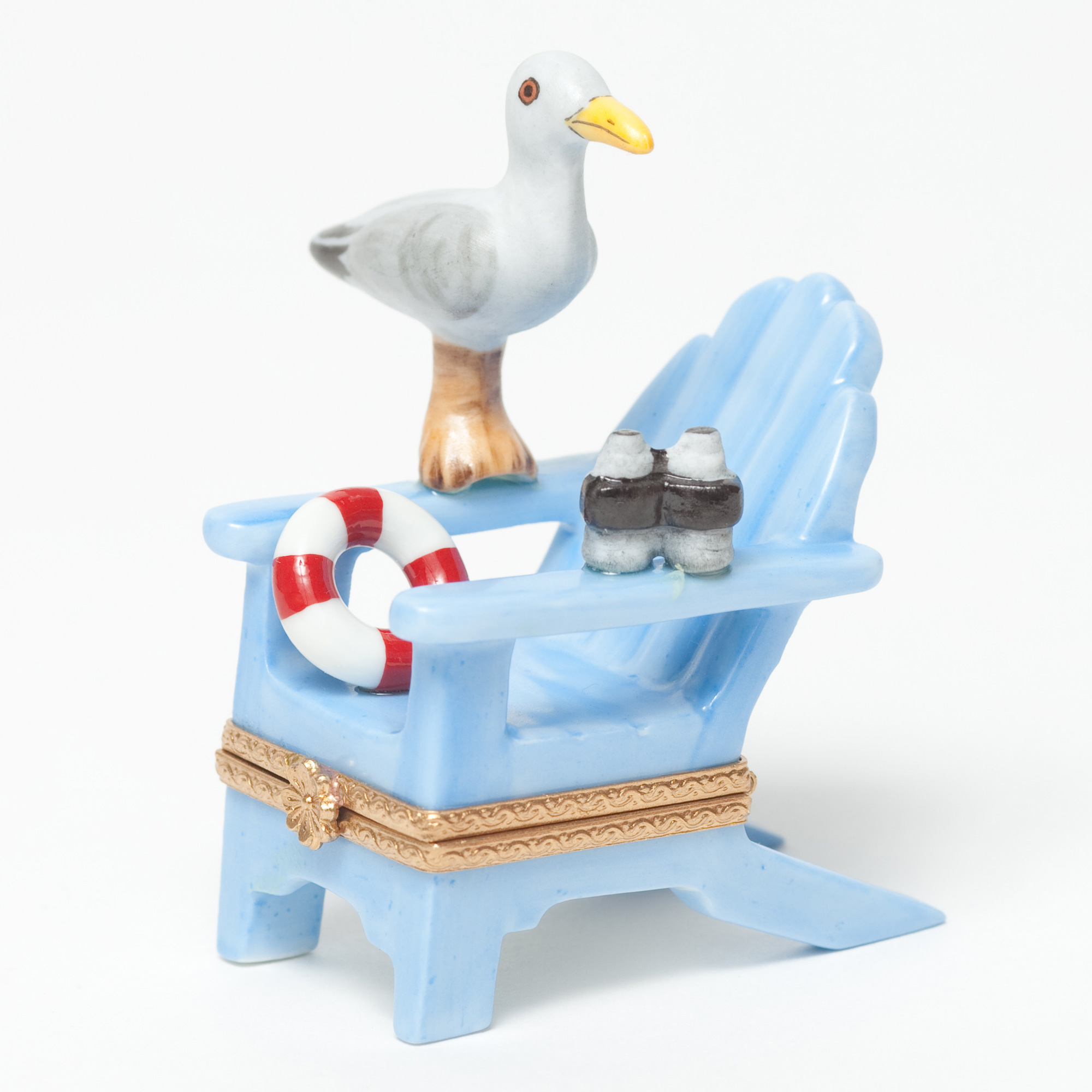 SEAGULL ON CHAIR