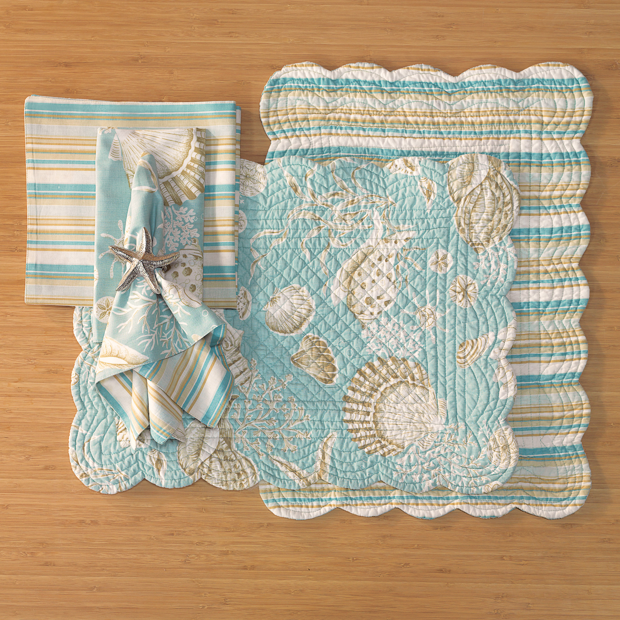 Set of 4 Placemats, 19