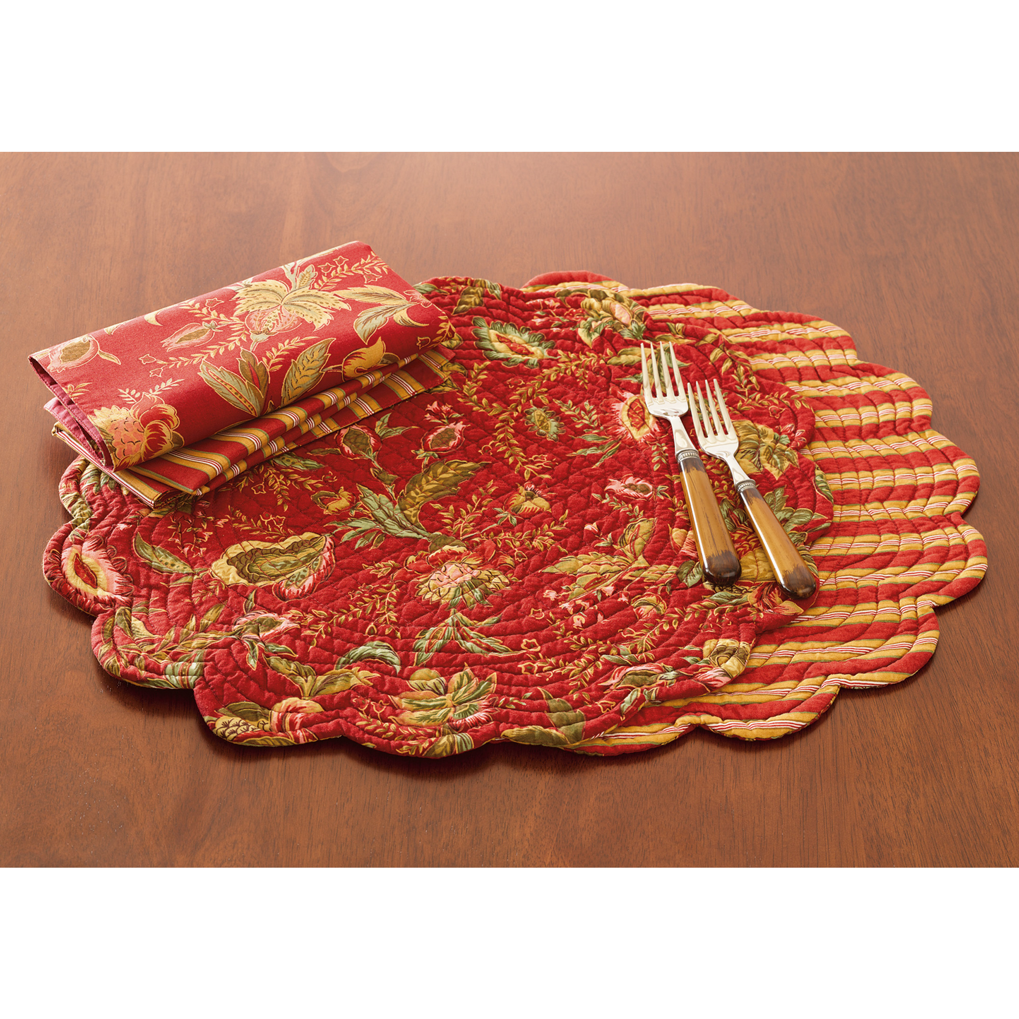 SET/4 AVIGNON QUILTED REVERSIBLE PLACEMATS