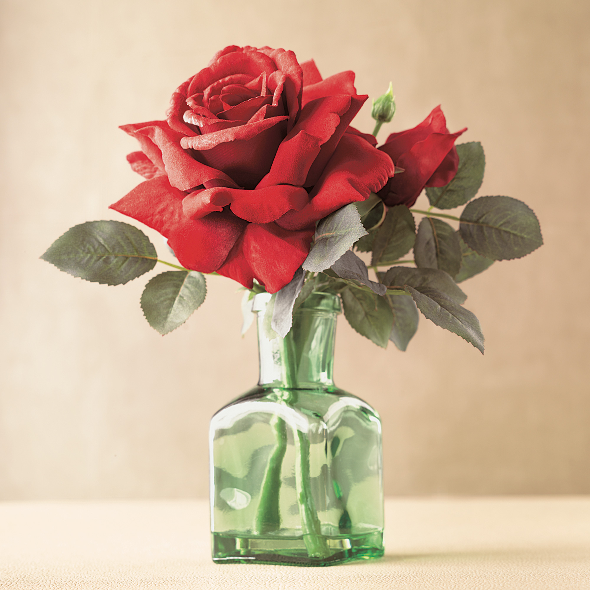 COTTAGE ROSE IN GREEN GLASS VASE