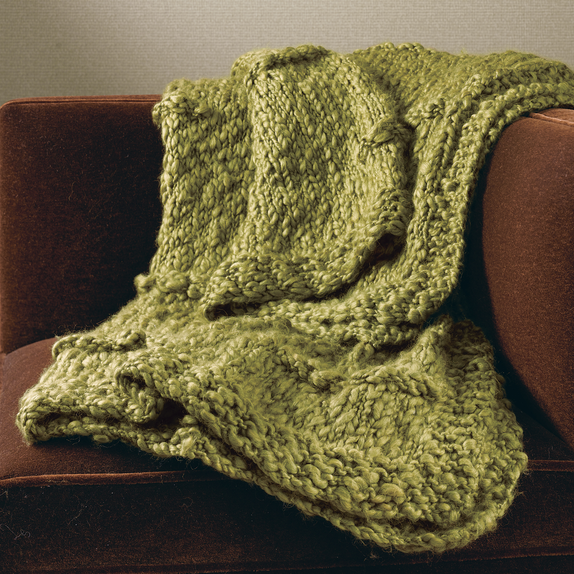SWEATER KNIT THROW